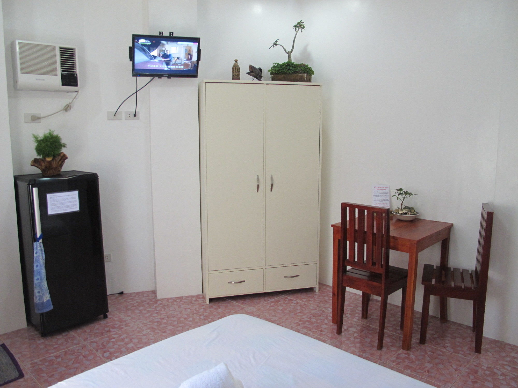 Cool Stay Inn Balabag  Kültér fotó